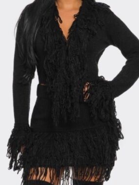 Fashion Nova Black Fringe Knit Skirt Set please read below ⬇️